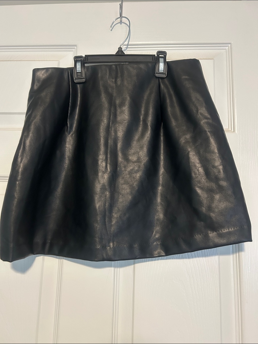 Black Abercrombie Vegan Leather Mini Skirt. Medium. - Picture 2 of 4